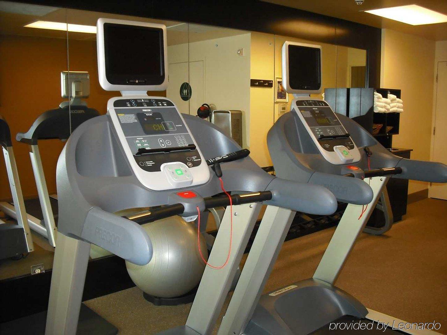 Hilton Garden Inn Anaheim/Гардън Гроув Съоръжения снимка